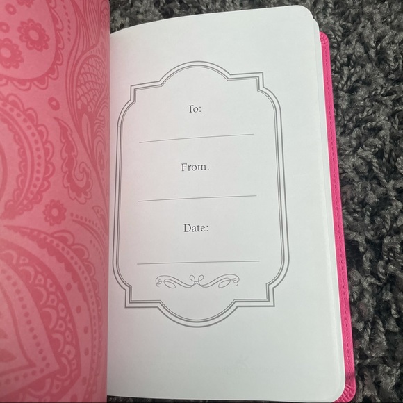 Pink Journal - Picture 3 of 6